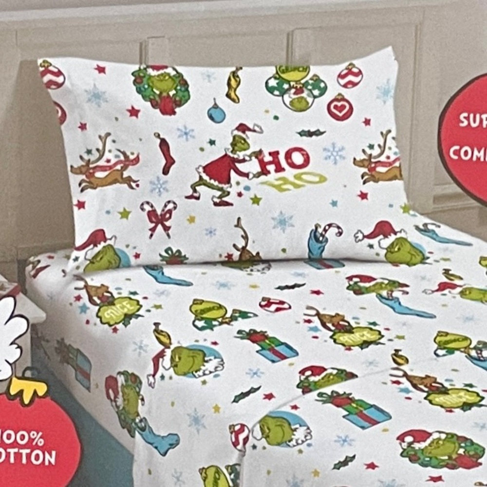 The Grinch Flannel Twin Bed Sheet Set